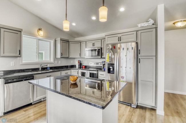 Kitchen1_3.JPG | Image 8