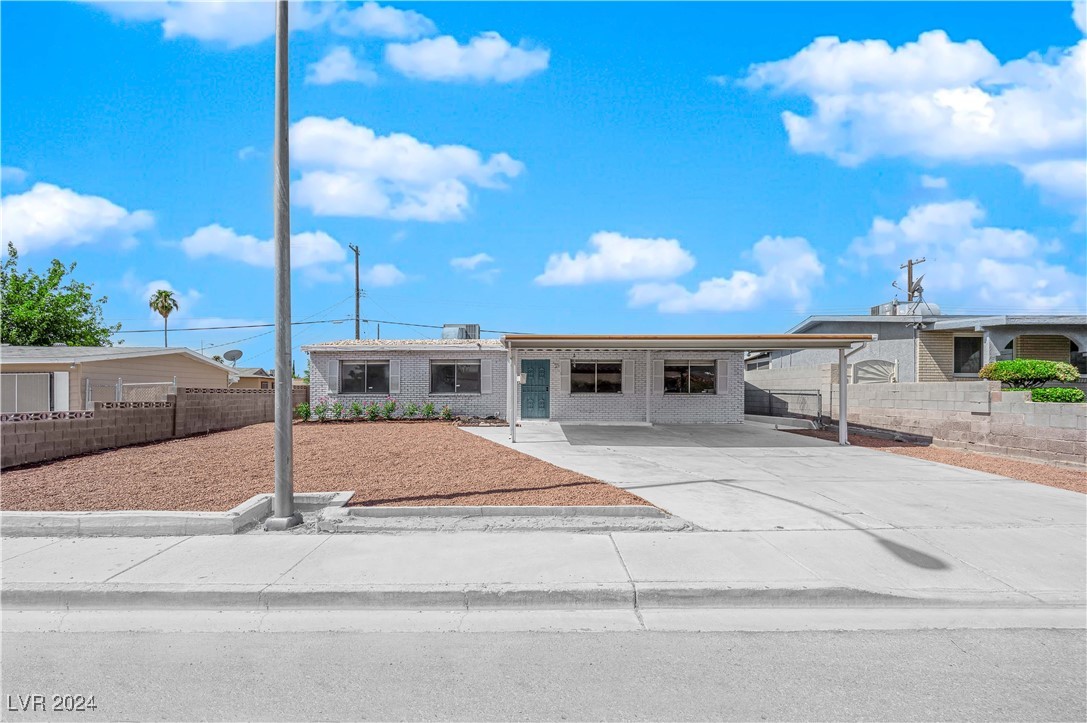 Rossmoyne Ave, North Las Vegas, NV 89030