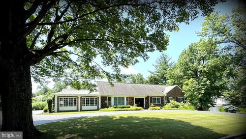 1017 Walsh Ln, PENN VALLEY, PA, 19072-1133 | Card Image