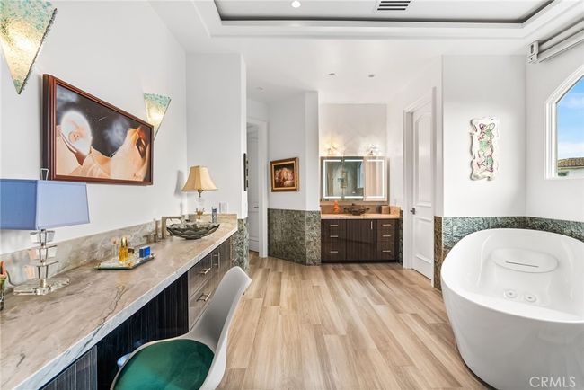 22842 Seaway Dr, House other with 4 bedrooms, 6 bathrooms and 6 parking in Laguna Niguel CA | Image 17