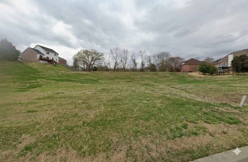 115 Cumberland Pl, Hendersonville, TN, 37075-4358 | Card Image