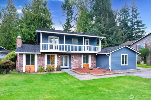 16942 150th Avenue Se, Renton, WA, 98058 | Card Image
