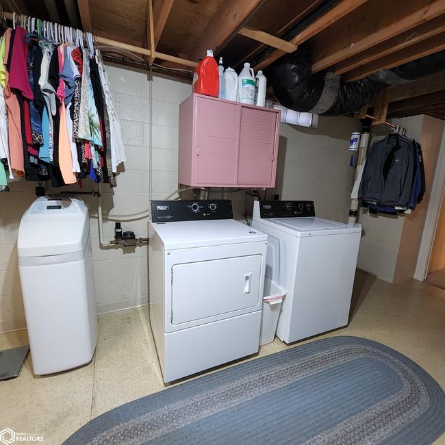 213 E Baker St, Home with 4 bedrooms, 2 bathrooms and 2 parking in Avoca IA | Image 47