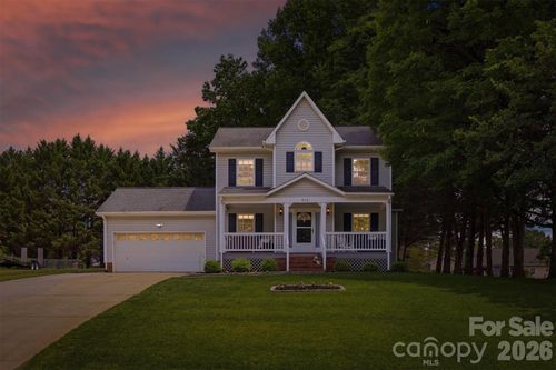 612 35th St Ne, Conover, NC, 28613-8644 | Card Image