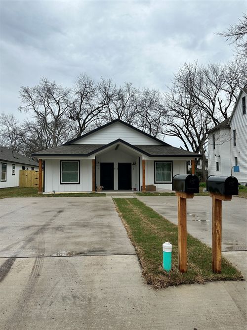1-406 W 6th St, Bonham, TX, 75418-3503 | Card Image