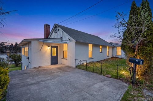 58 Hathorn Blvd, Port Jervis, NY, 12771-3124 | Card Image