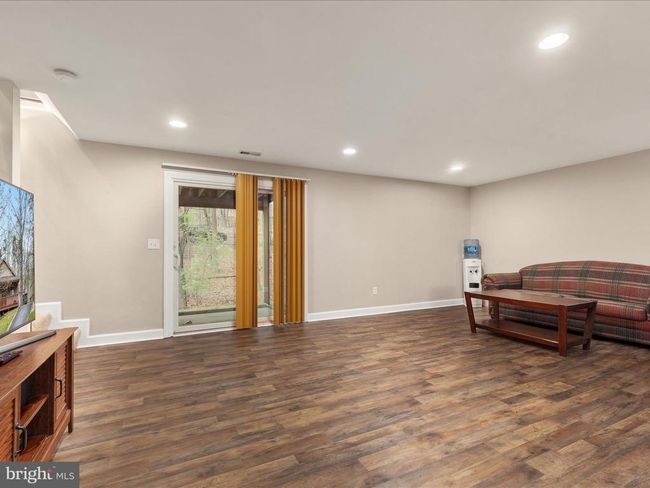 1304 Lakeview Dr, House other with 4 bedrooms, 3 bathrooms and null parking in CROSS JUNCTION VA | Image 26