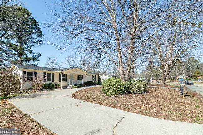 252 Lakeview Dr, House other with 3 bedrooms, 2 bathrooms and 2 parking in Locust Grove GA | Image 12