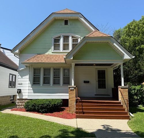 5457 N 39th St, Milwaukee, WI, 53209-4611 | Card Image