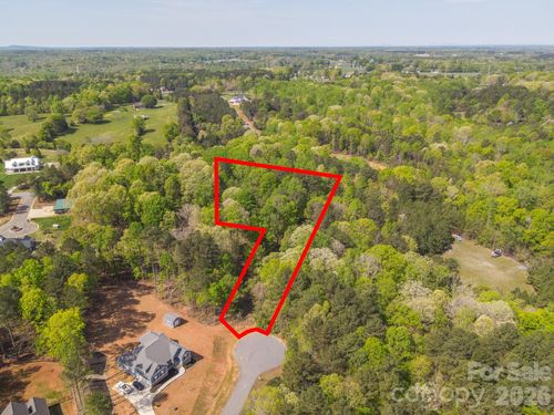 7935 Eric Crane Dr, Catawba, NC, 28609-9101 | Card Image