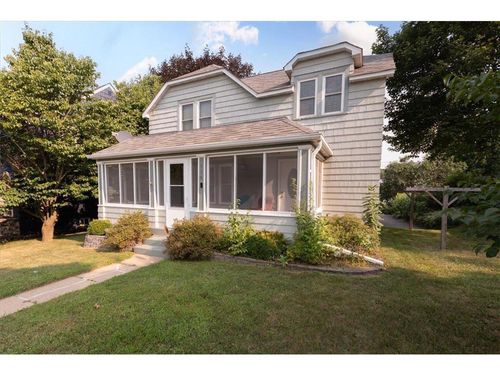 116 Pine St, GLENWOOD CITY, WI, 54013-8554 | Card Image