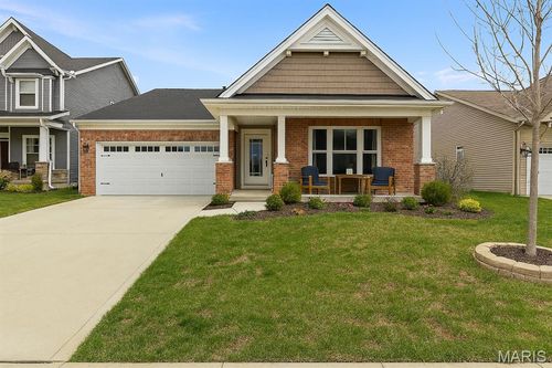 155 Palais Ct, Saint Charles, MO, 63301-5032 | Card Image