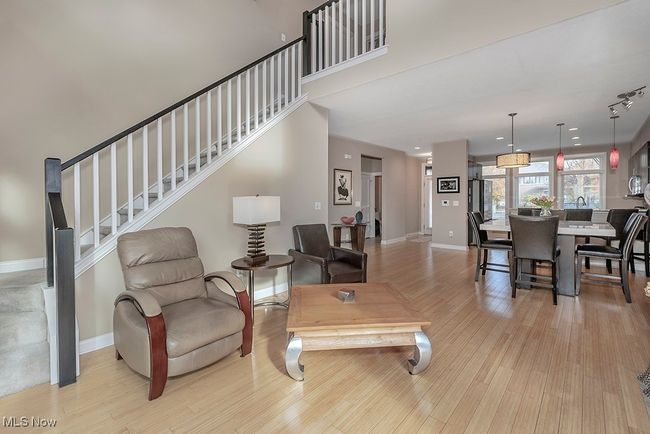 1374 Slate Ct, Condo with 4 bedrooms, 4 bathrooms and null parking in Cleveland Heights OH | Image 16