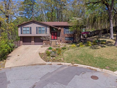9925 Echo Valley Ct, Little Rock, AR, 72227-2115 | Card Image