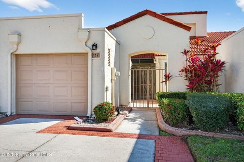 737 Green Valley Ln, Melbourne, FL, 32940-1715 | Card Image