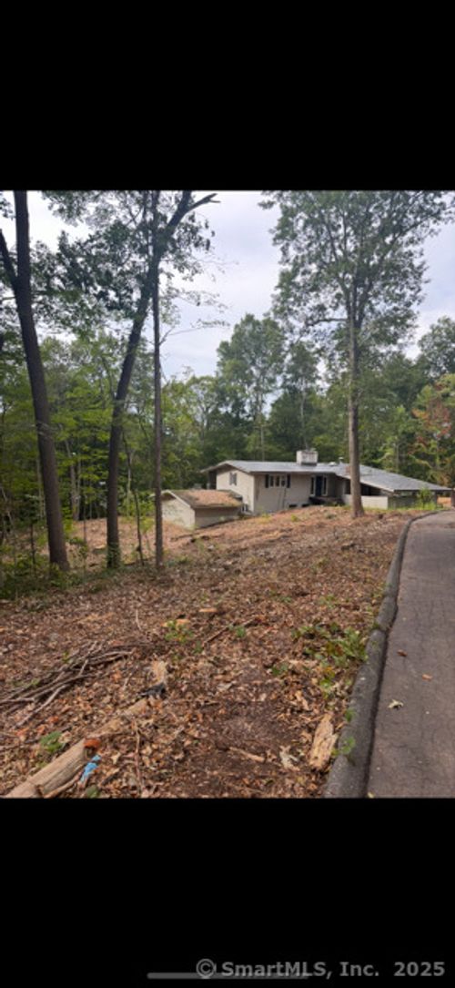 49 Millstone Rd, Glastonbury, CT, 06033-2517 | Card Image