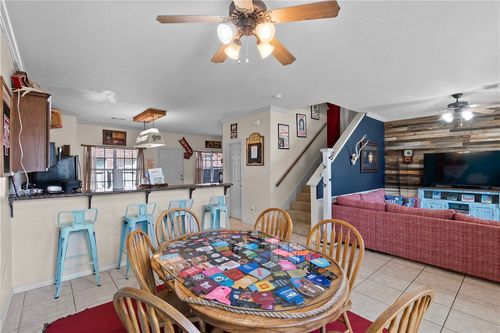 410 Forest Dr, College Station, TX, 77840-2080 | Card Image