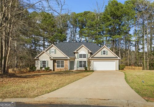 290 The Falls Blvd, Covington, GA, 30016-8939 | Card Image