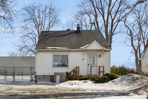 625Z Av. O'Connell, Dorval, QC, H9P1E6 | Card Image