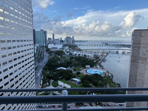3620-325 S Biscayne Blvd, Miami, FL, 33131-2478 | Card Image