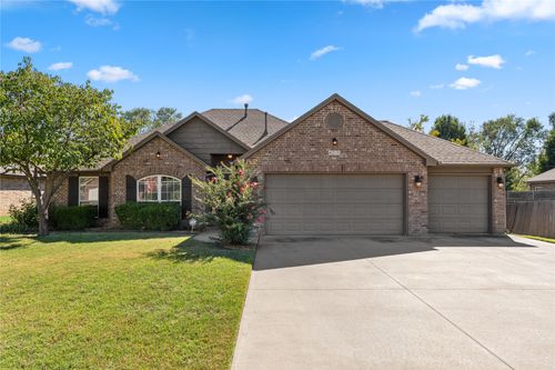 4215 Fairview Rd, Bartlesville, OK, 74006-7147 | Card Image