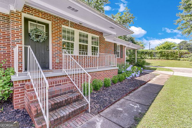 1237 S Enota Drive Drive Ne, House other with 3 bedrooms, 2 bathrooms and 2 parking in Gainesville GA | Image 5