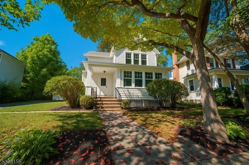 130 Lake Ave, Boonton Twp, NJ, 07005-1136 | Card Image