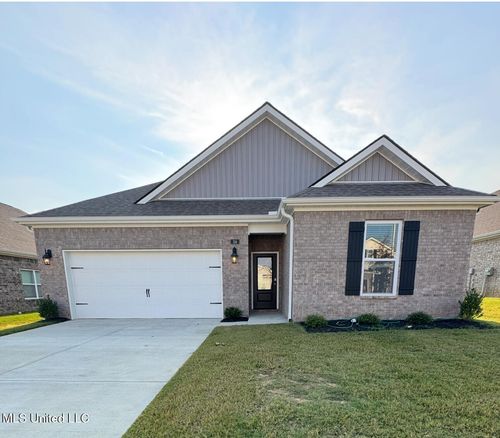 34 Harvest Dance Dr, Byhalia, MS, 38611-1129 | Card Image