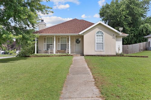 705 S Whippoorwill Dr, Strafford, MO, 65757-8681 | Card Image
