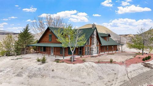 863 1400 Ln, Delta, CO, 81416-3123 | Card Image