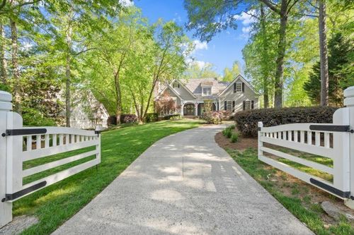 110 Old Barn Ct, Alpharetta, GA, 30004-0937 | Card Image