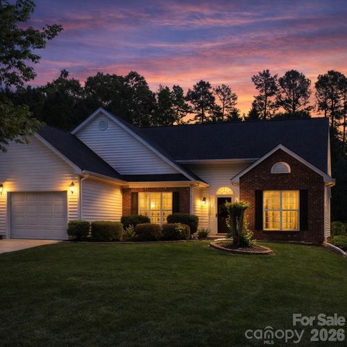 2810 Patten Hill Dr, Matthews, NC, 28105-0367 | Card Image