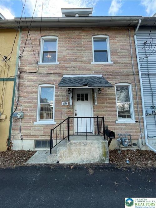 2064 Grape St, Allentown, PA, 18104-1026 | Card Image
