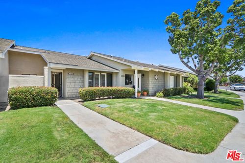602b-8645 Butte Cir, Huntington Beach, CA, 92646-5733 | Card Image