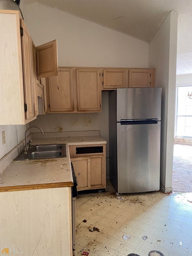 4555 Danforth Rd Sw, House other with 3 bedrooms, 2 bathrooms and null parking in Atlanta GA | Image 7