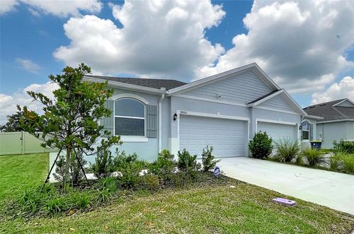 32852 Rustic Rise Rd, San Antonio, FL, 33576 | Card Image