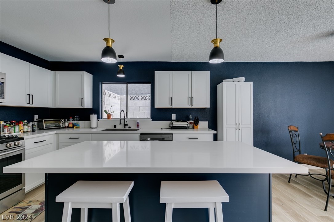 Sportsman Dr, Las Vegas, NV 89107