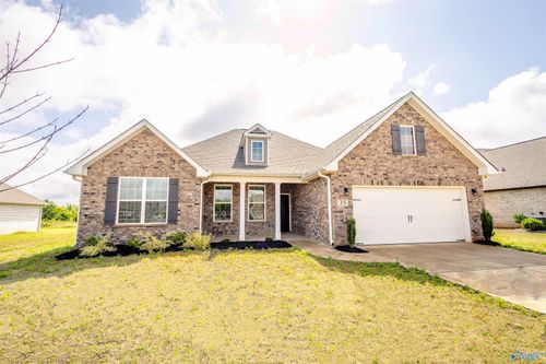 35 Winchester Drive, Priceville, AL, 35603 | Card Image