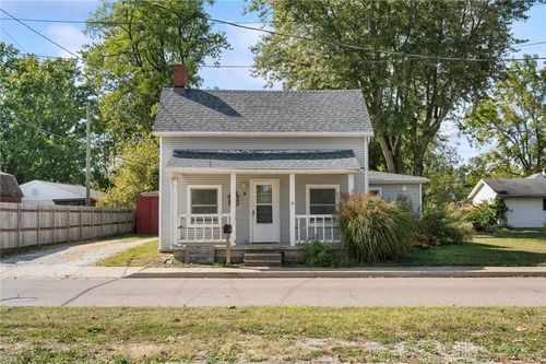8 N Sycamore St, Jamestown, OH, 45335-1641 | Card Image