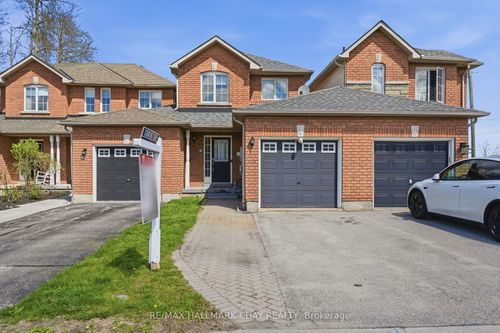 4 Hawthorne Cres, Barrie, ON, L4N8K1 | Card Image