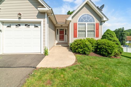 44-44 Forshaw Ave, Plainville, CT, 06062-2531 | Card Image