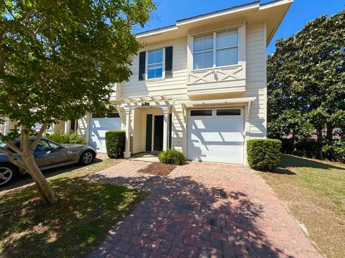 295 Mattie M Kelly Blvd, Destin, FL, 32541-2874 | Card Image