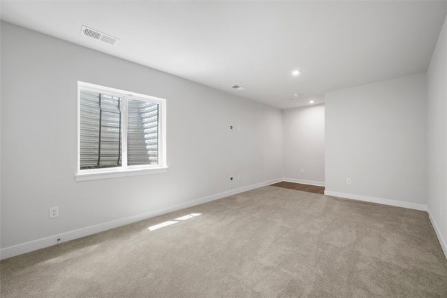 another view of the gameroom | Image 21