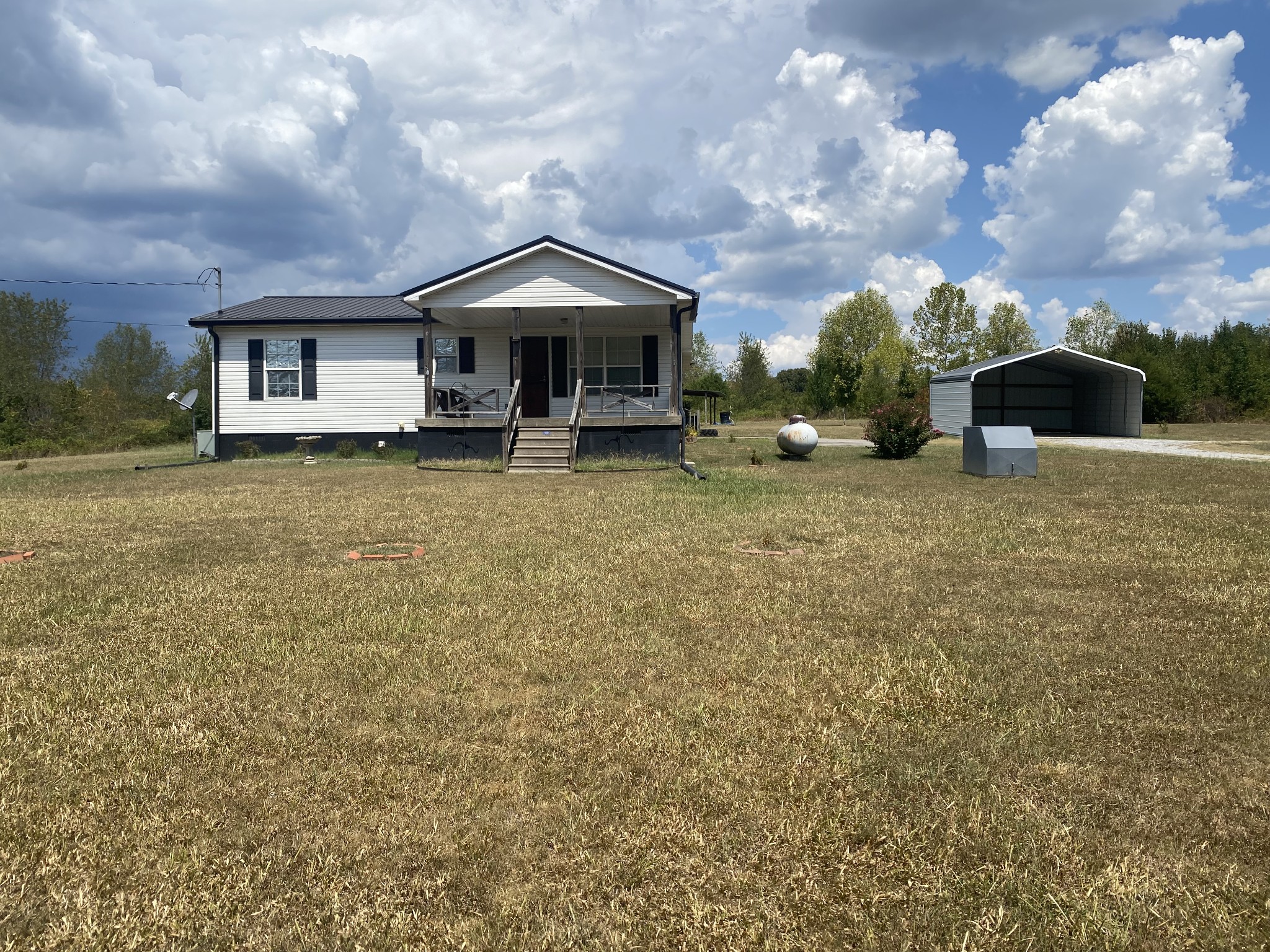 Rice Ln, Summertown, TN 38483