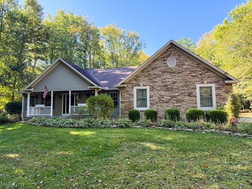 15990 Old State Rd, Middlefield, OH, 44062-8600 | Card Image