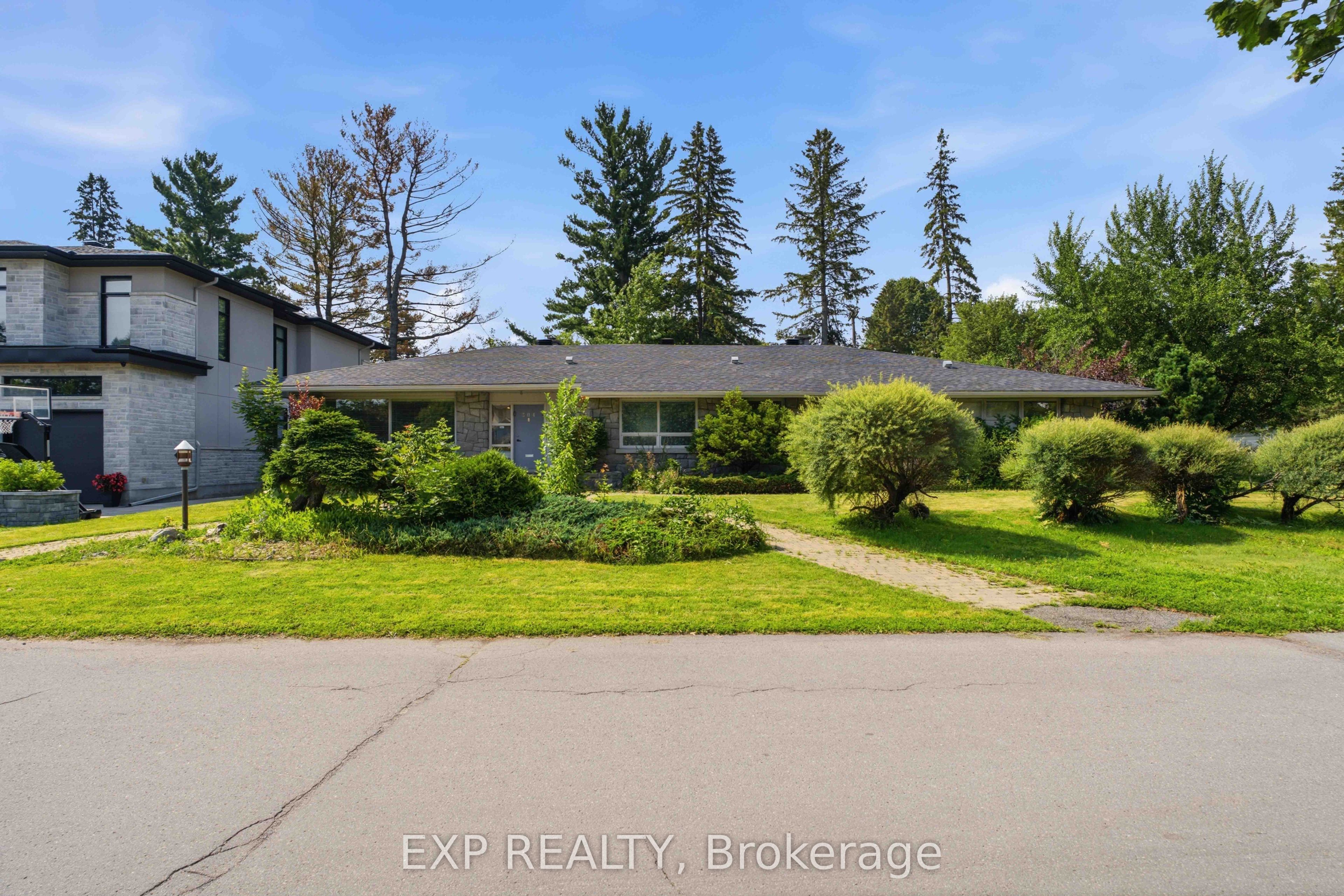Residential Lease in Alta Vista and Area