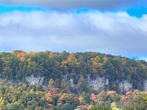 4197 Walkers Line, Burlington, ON, L7M0Y3 | Card Image