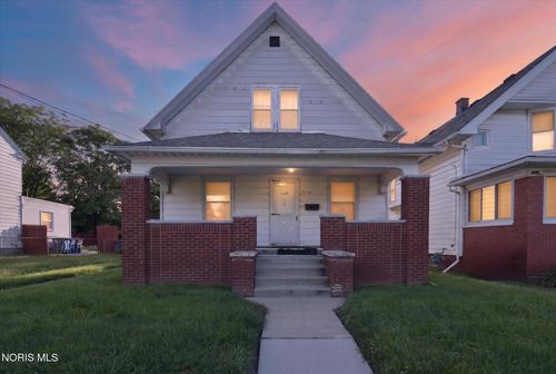 610 Marmion Ave, Toledo, OH, 43607-3810 | Card Image