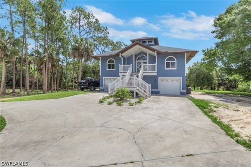 880 18th St Ne, Naples, FL, 34120-3643 | Card Image
