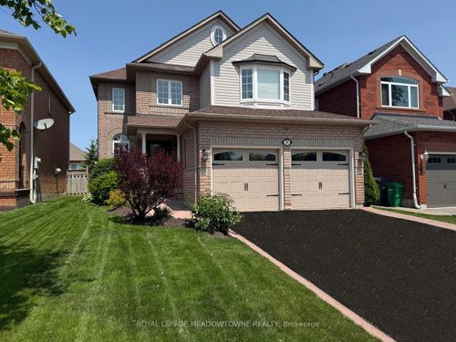 51 Robertson Davies Dr, Brampton, ON, L7A1K3 | Card Image